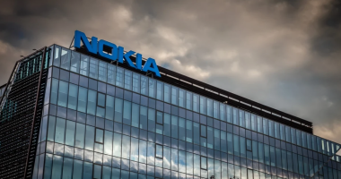 Nokia investon miliarda në Inteligjencën Artificiale në SHBA