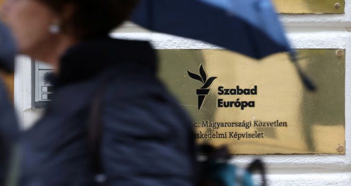  Radio Evropa e Lirë  mbyll shërbimin në Hungari
