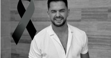 Lamtumirë Shpat Kasapi!/ Homazhe në nder të artistit në Pallatin e Kulturës në Tetovë