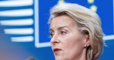 Von der Leyen: Përdorimi i aseteve ruse, mënyra më efektive për të financuar Ukrainën