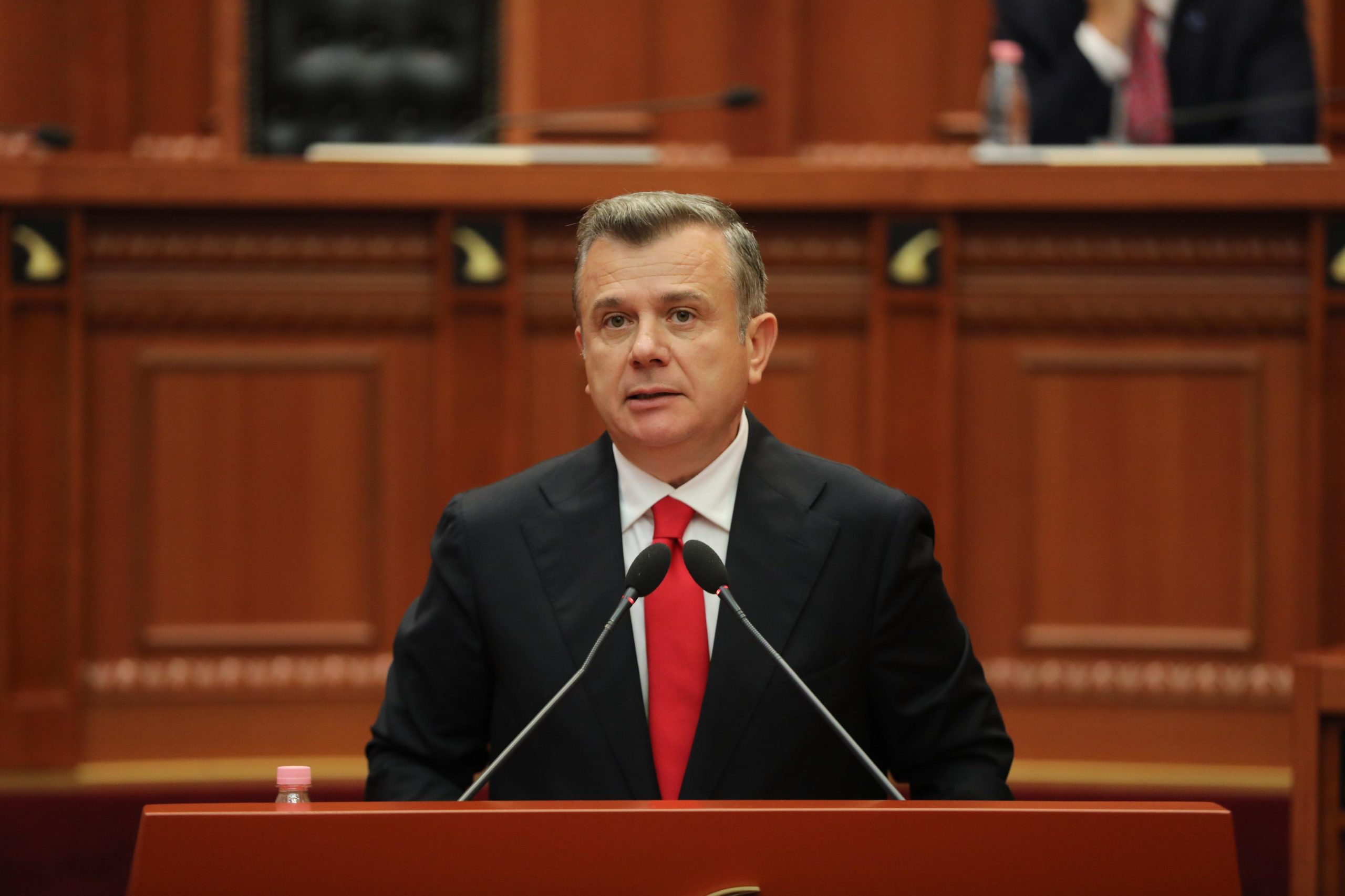 “Buxheti 2026, rriten pagat dhe pensionet”/ Taulant Balla në Kuvend: Ta miratojmë brenda 15 dhjetorit