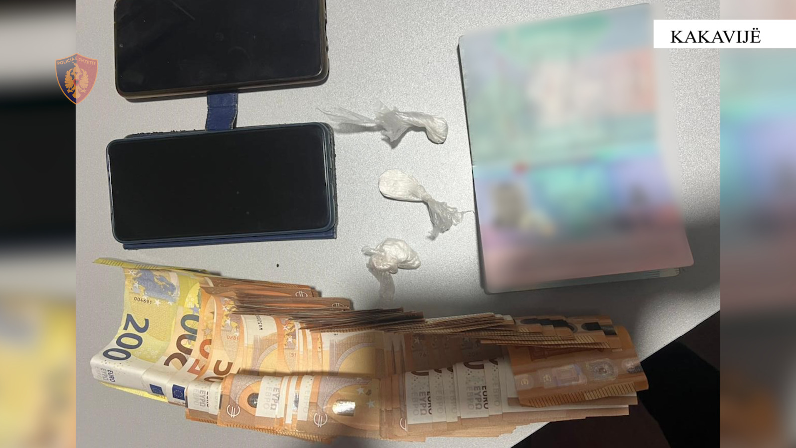 U kapën me kokainë dhe fishekë gjuetie  dy të arrestuar në Kakavijë