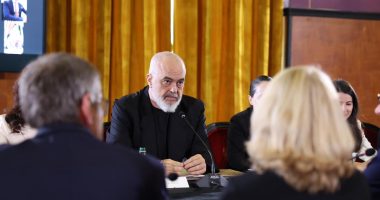VIDEO/ Kryeministri Rama zbardh detajet e diskutimit me ambasadorët e BE