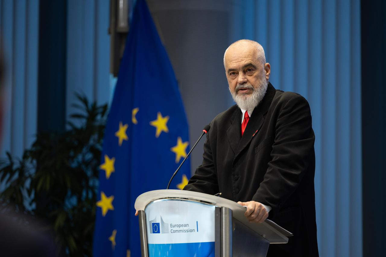 rama-kemi-kryer-detyrat-shqiperia-eshte-gati-te-ulet-ne-tryezen-e-be