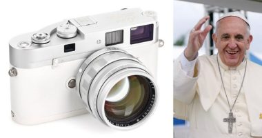 Austri, aparati fotografik i Papa Françeskut shitet për 6,5 milionë euro