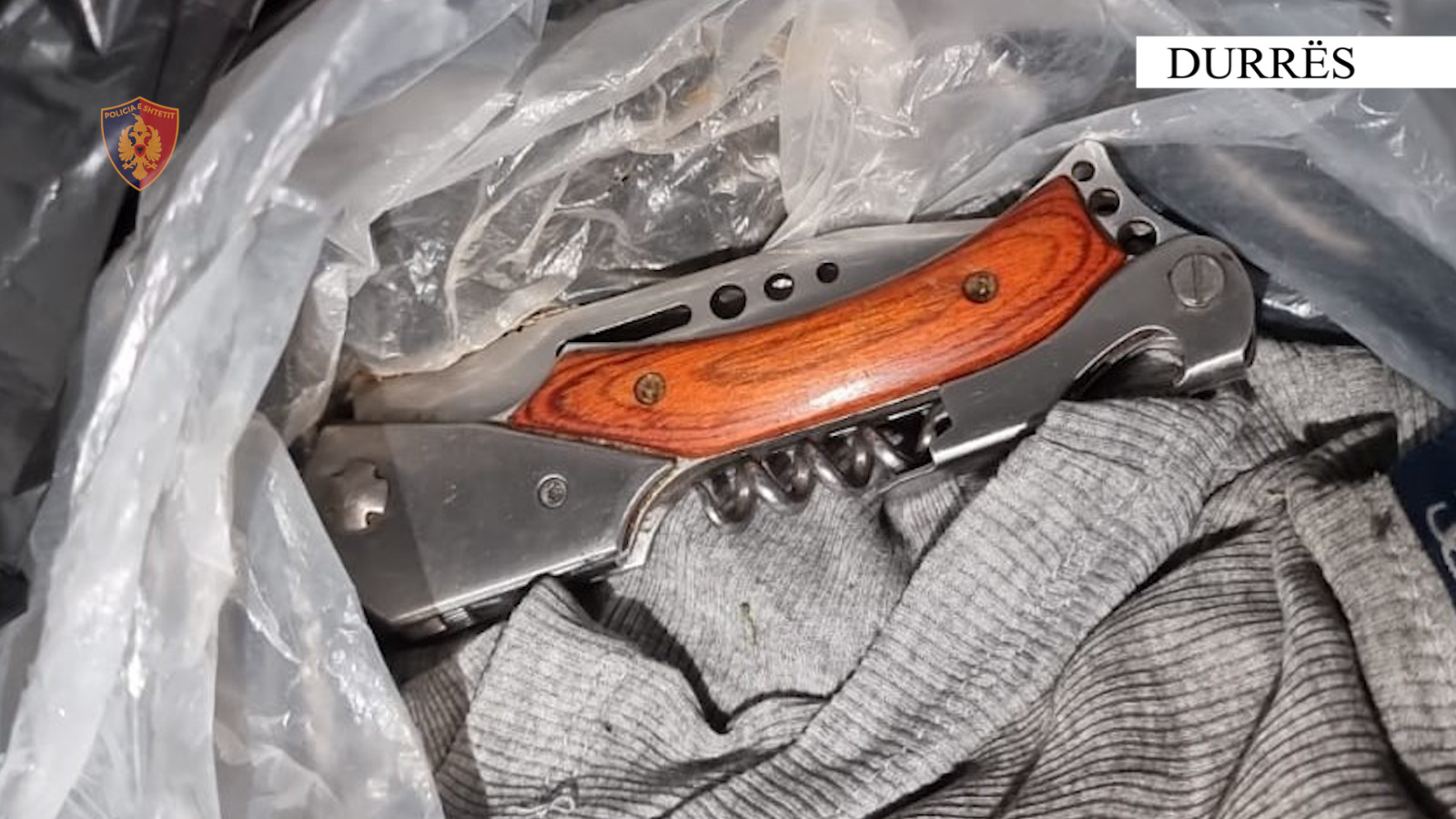 Sherri në Durrës  Në pranga i mituri  plagosi me thikë 15 vjeçarin