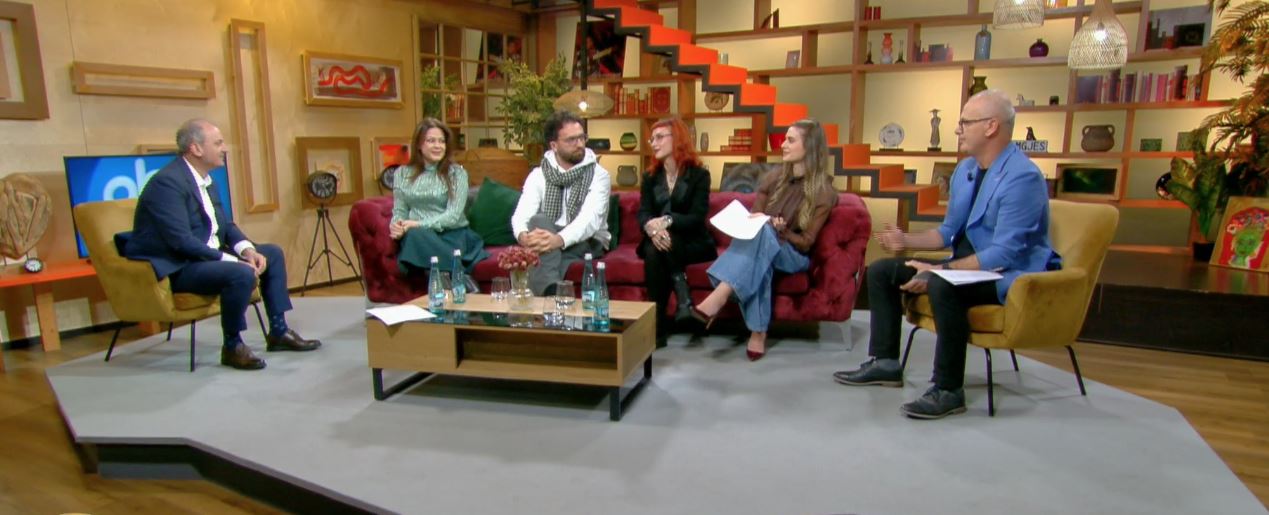 Në memorie të Naun Shundit  Premierë absolute  Komisar Daltoniko në teatër 