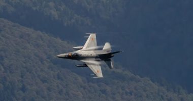 Rumania ngre avionët pasi iu shkel hapësira ajrore gjatë një sulmi rus në Ukrainë