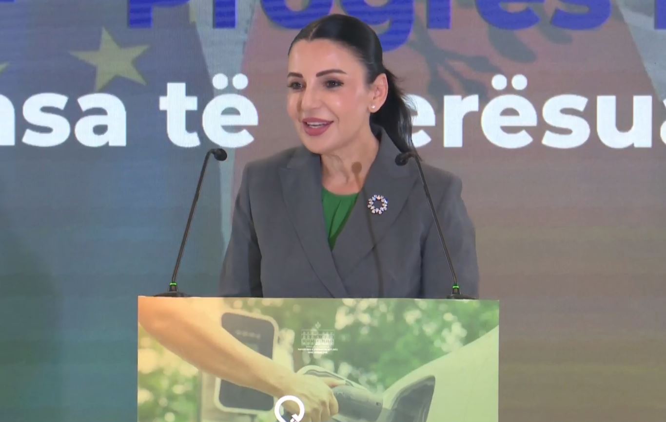  Akademia e OSHEE krijojë një brez të ri ekspertësh   Balluku  Shqipëria synon të kthehet në eksportues neto brenda 2030