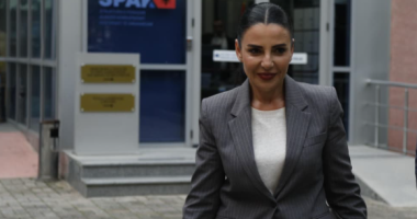 Padia e kryeministrit/ Kushtetuesja mblidhet për të vendosur për shqyrtimin