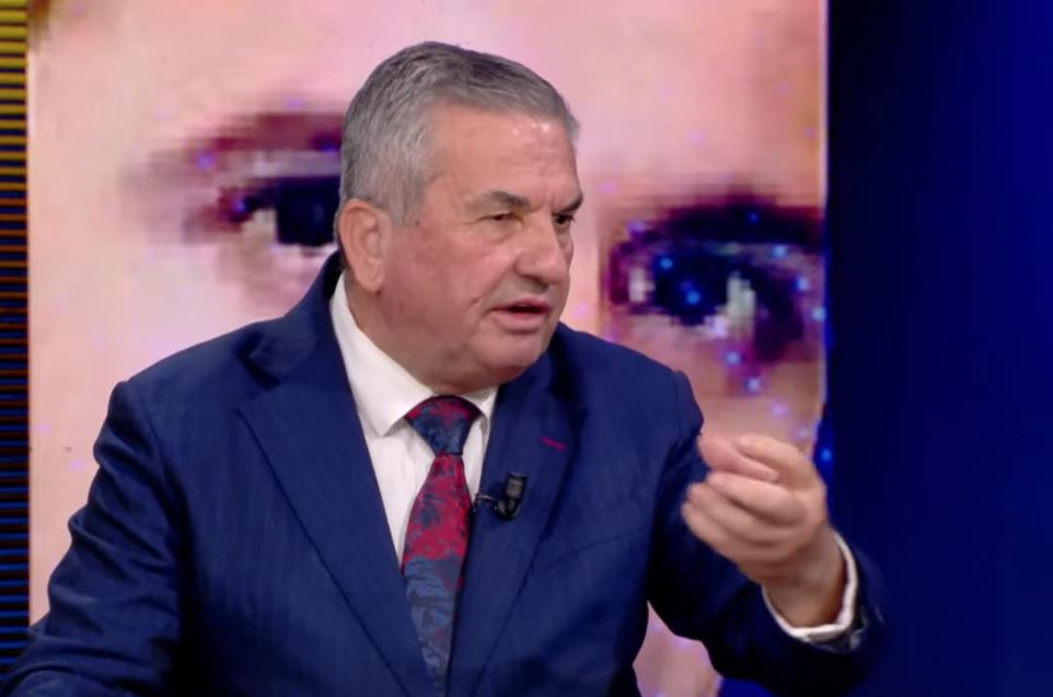  Basha  bashkëpunëtor i Berishës për 21 janarin   Beqiri  Elementët e bashkëpunimit të hapura  s ka nevojë për prova  