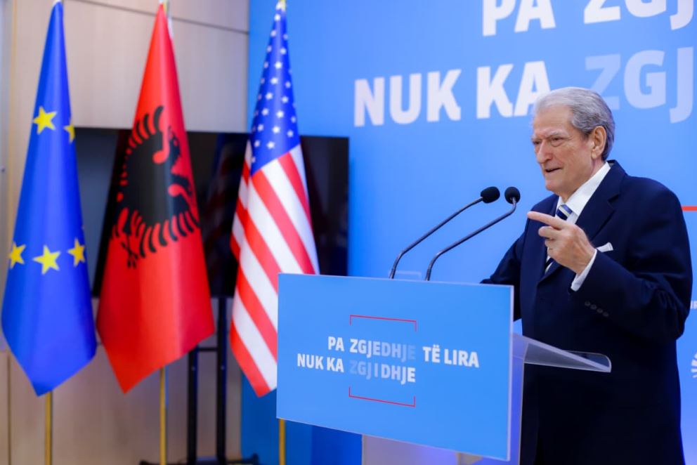 Berisha nuk ndalet  Kreu i PD  Kundërshtojmë ligjin për barazi gjinore  Foltore para qeverisë