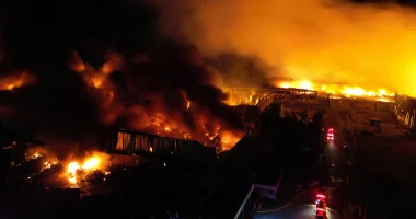 VIDEO/ Shpërthime zinxhir në një zonë industriale në Buenes Aires, të paktën 20 të plagosur