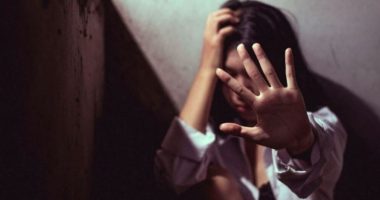 E mitura shqiptare dhunohet brutalisht nga e ëma dhe aborton, arrestohet 35-vjeçarja në Greqi