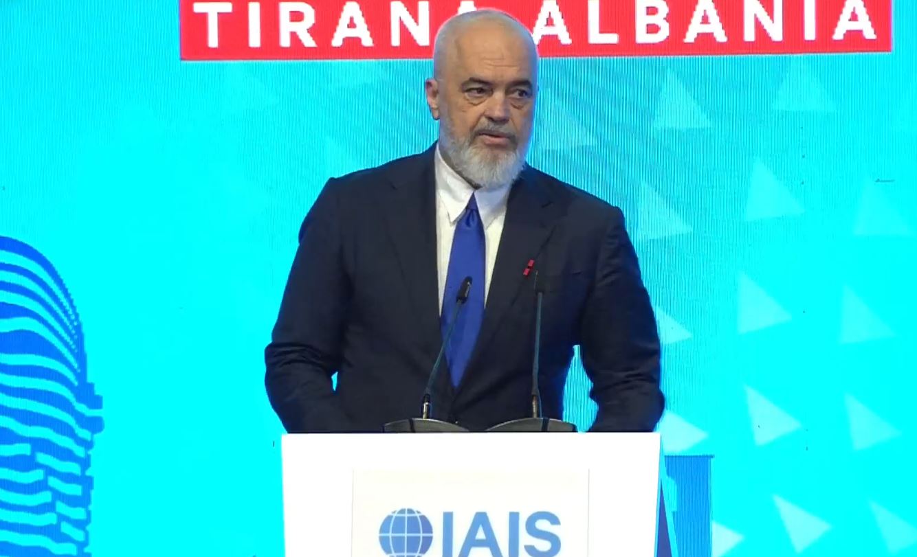 Konferenca Vjetore e IAIS në Tiranë  Rama  Ndryshimet e klimës  sulmet kibernetike dhe pasiguritë financiare mbeten sfidë kryesore globale