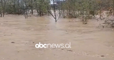 Moti i keq në Kurbin/ Përmbyten 50 banesa në Zhejë, 10 në Milot, në rrezik edhe 50 banesa në Skuraj