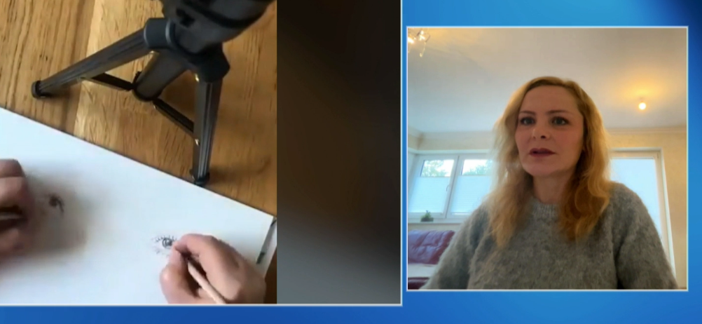 Pikturon me të dyja duart dhe këmbët njëherësh/ Aksidenti i nxorri në pah talentin e fshehur artistes nga Kosova