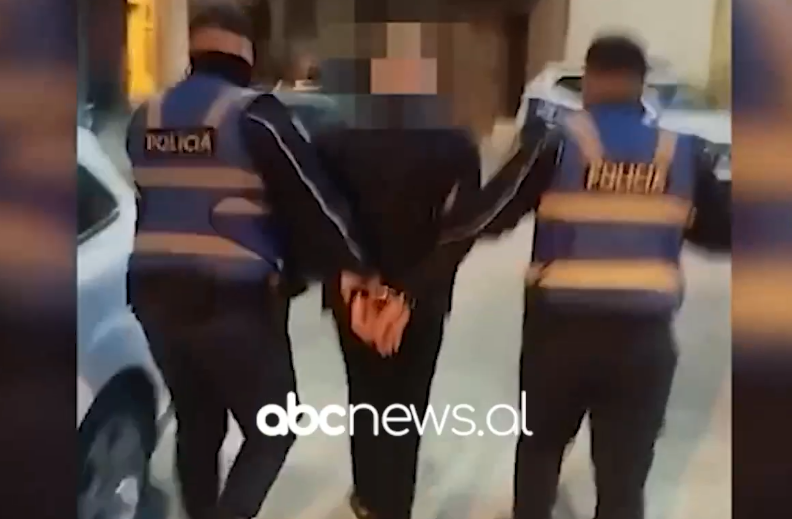 Në banesë me armë zjarri dhe municion luftarak  Vlorë  arrestohet në flagrancë 40 vjeçari