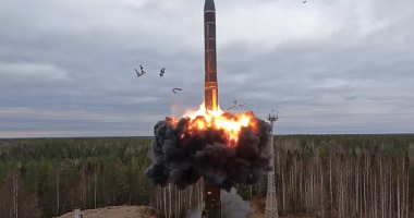 Rusia i bën thirrje SHBA-së të qartësojë “sinjalet kontradiktore” për testimet bërthamore