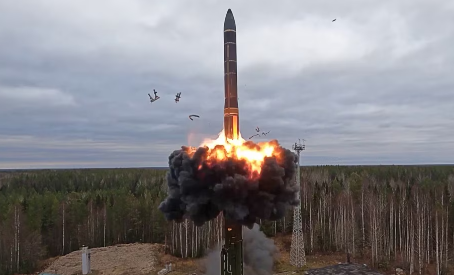 Rusia i bën thirrje SHBA së të qartësojë  sinjalet kontradiktore  për testimet bërthamore