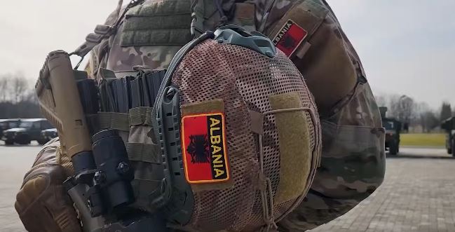 Ministri Vengu ndan videon nga FA në Kosovë dhe uron Ditën e Pavarësisë  Na bashkon në vlera e krenari kombëtare