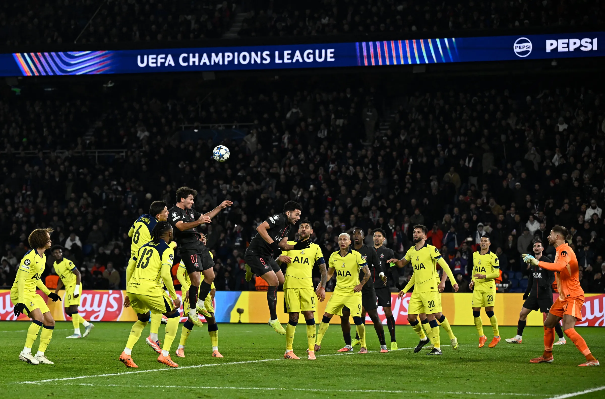 Paris SG  fitore kampionësh  Skuadra franceze nuk zhgënjen në Champions  mund 5 3 Tottenham