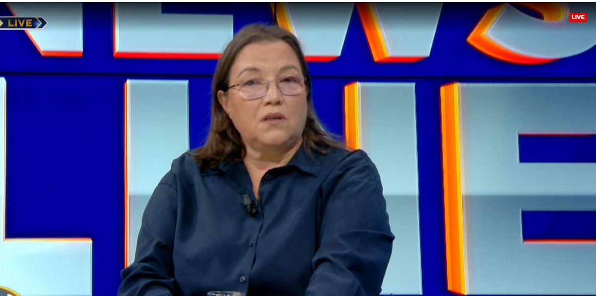 Erion Veliaj në detyrë  Gjikondi  Rama nuk i ka kërkuar asnjëherë të japë dorëheqjen  Mban pozicion asnjanës