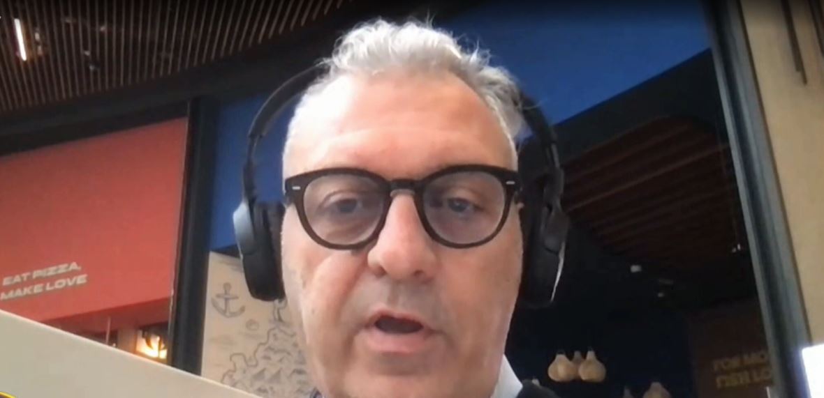 Vuçiç vrau civilët në Sarajevë  Rrëfimi ekskluziv i gazetarit italian