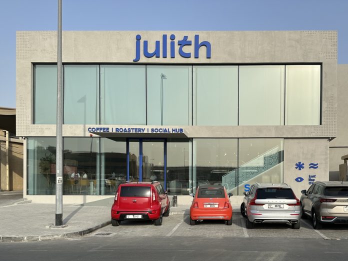 Kafja më e shtrenjtë në botë? Në Dubai për 1 000 dollarë filxhani