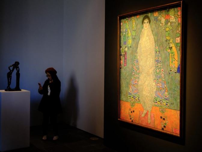 Klimt vendos rekord  Portreti i famshëm shitet në ankand për 236 milion dollarë