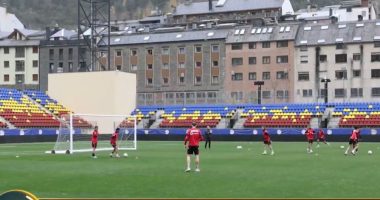 Kombëtarja, “e zverdhur” para Anglisë/ Pesë futbollistë rrezikojnë pezullimin nëse marrin karton