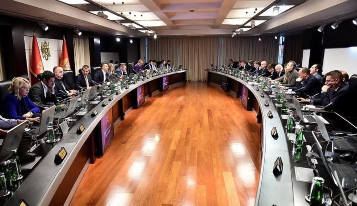 mali-i-zi-heq-serish-vizat-per-turqit-ministri-i-jashtem-pritet-nje-vendim-dy-javet-e-ardhshme