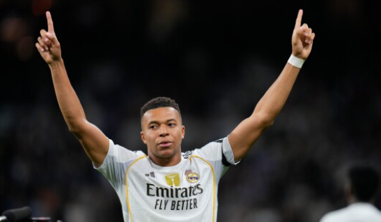 real-fluturon-me-mbappe-sulmuesi-shenon-dy-here-madrilenet-munden-4-0-valencia
