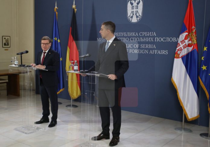 Ministri i Jashtëm gjerman kërkon angazhim të qartë të Serbisë drejt BE-së