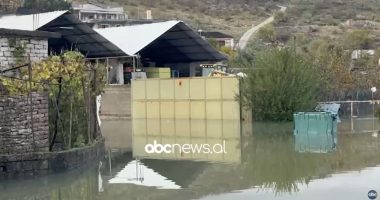 Izolohen 5 fshatra në Bashkinë Dropull/ Përmbytjet në vend, ura e Glinës pëson dëmtime serioze