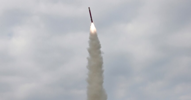 Seuli: Koreja e Veriut ka lëshuar një raketë balistike