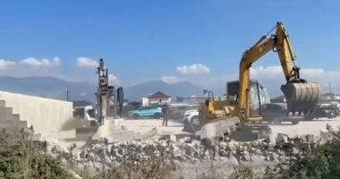 Aksioni për hapësirat publike/ Rama: Në Rinas, vijojmë punën për të liruar trotuaret dhe rrugët e zaptuara