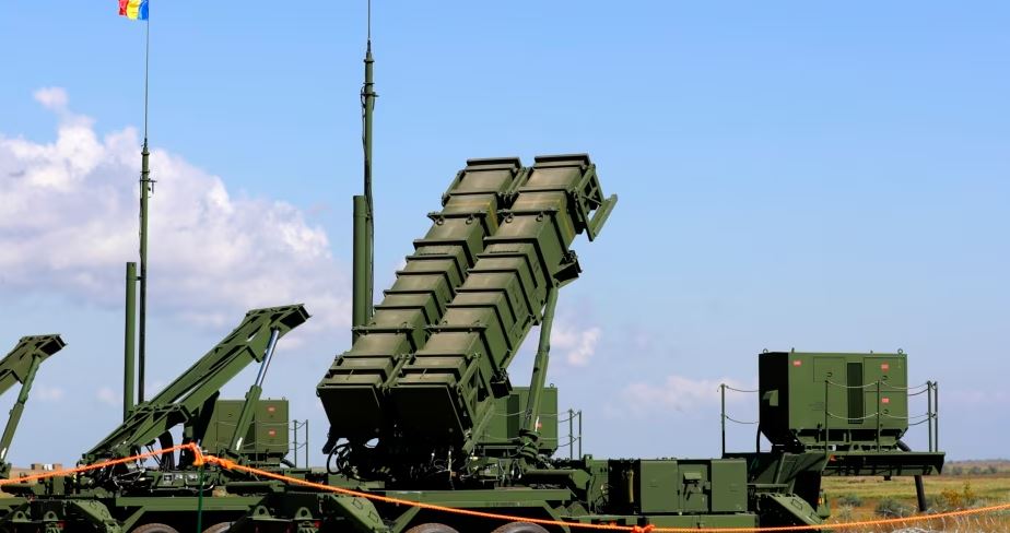 Rumania nënshkruan marrëveshje për blerjen e sistemeve franceze të mbrojtjes ajrore