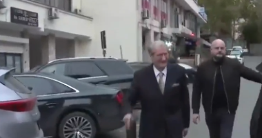 Berisha në SPAK/ Ish kryeministri paraqitet si person në dijeni për 21 Janarin