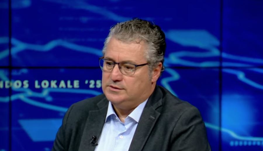 Vetëvendosja humb Prishtinën  Minxhozi  Dy beteja të humbura për Kurtin  zgjedhjet e parakohshme do sjellin surpriza