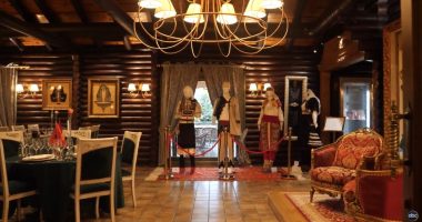 “Sofra e ariut” atmosferë të veçantë për festa/ Ushqime, veshje tradicionale dhe akomodim