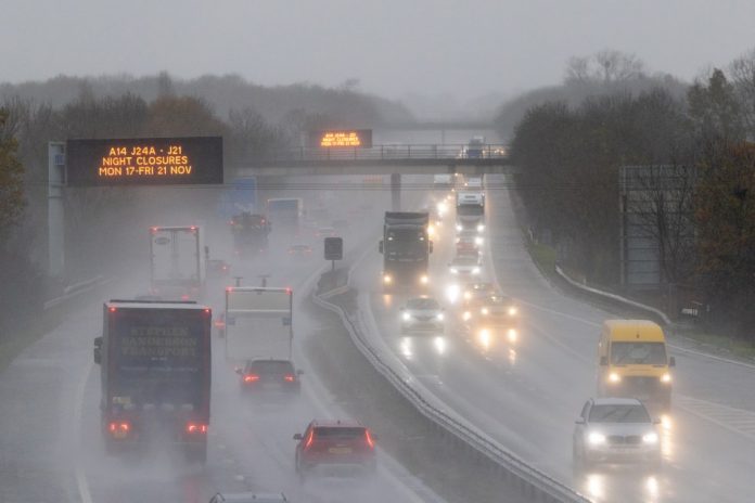 Britania e Madhe në alarm për stuhinë  Claudia 