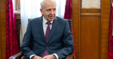 Mali i Zi paralajmëron ambasadorin rus se deklaratat e tij do të trajtohen si veprimtari armiqësore