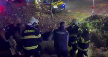 Përplasen dy trena në Sllovaki, raportohet për disa të lënduar