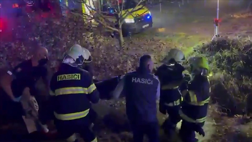 Përplasen dy trena në Sllovaki  raportohet për disa të lënduar