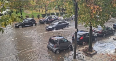 VIDEO/ Reshje të dendura shiu në Shkodër, prezencë uji në disa segmente të qytetit