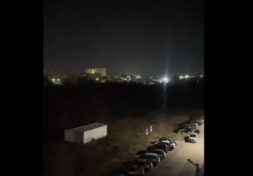 Ukraina sulmon rafinerinë e naftës në Rusi