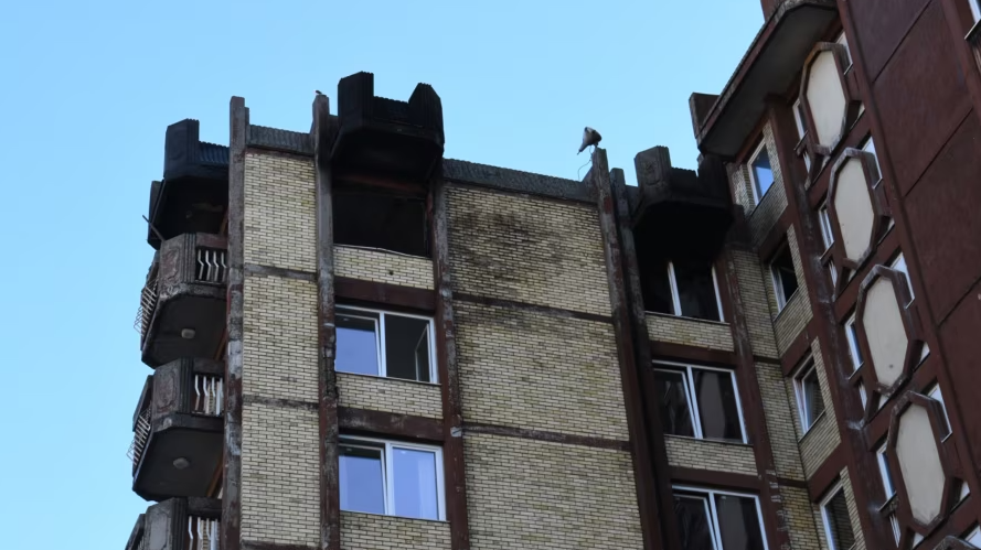 Numri i viktimave nga zjarri në shtëpinë e pleqve Tuzlla rritet në 13