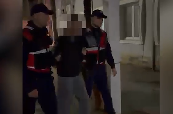 Transportonte kanabis për ta shitur  Vlorë  vihet në pranga 22 vjeçari