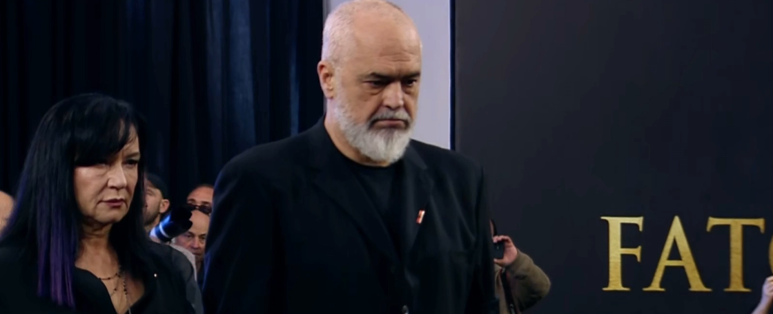 “Vdis pa të të dua”, Rama fjalim lamtumire për Fatos Nanon: Sa të paskan dashur mor burrë i dheut!